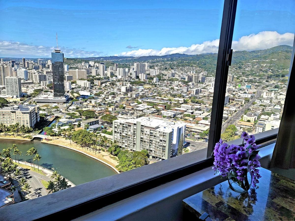 Waikiki Condo High Floor Views Beaches Convention Center Honolulu Exterior photo
