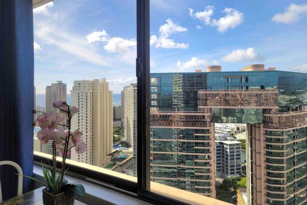 Waikiki Condo High Floor Views Beaches Convention Center Honolulu Exterior photo